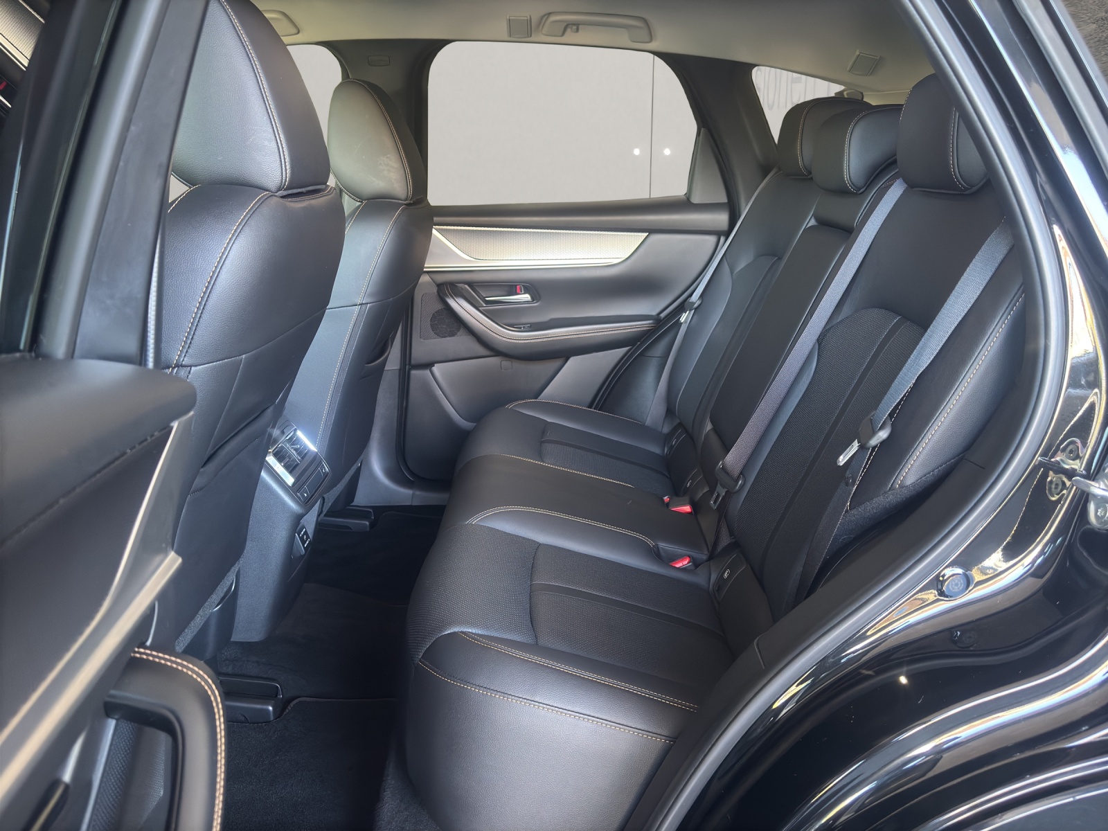 MAZDA CX-60 3.3 D 254 PS Homura AWD-image-17