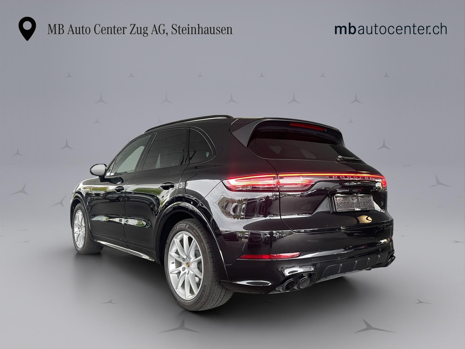 PORSCHE Cayenne 3.0 V6-showroom-element-2