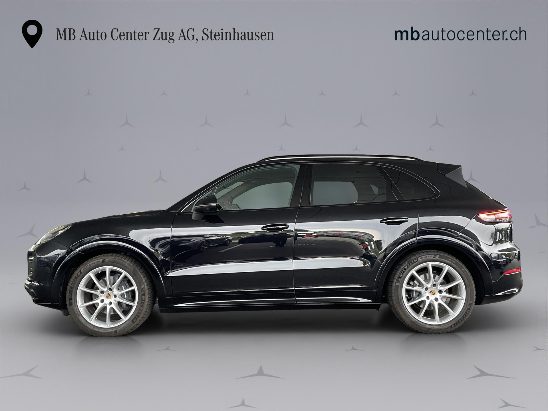 PORSCHE Cayenne 3.0 V6-showroom-element-1
