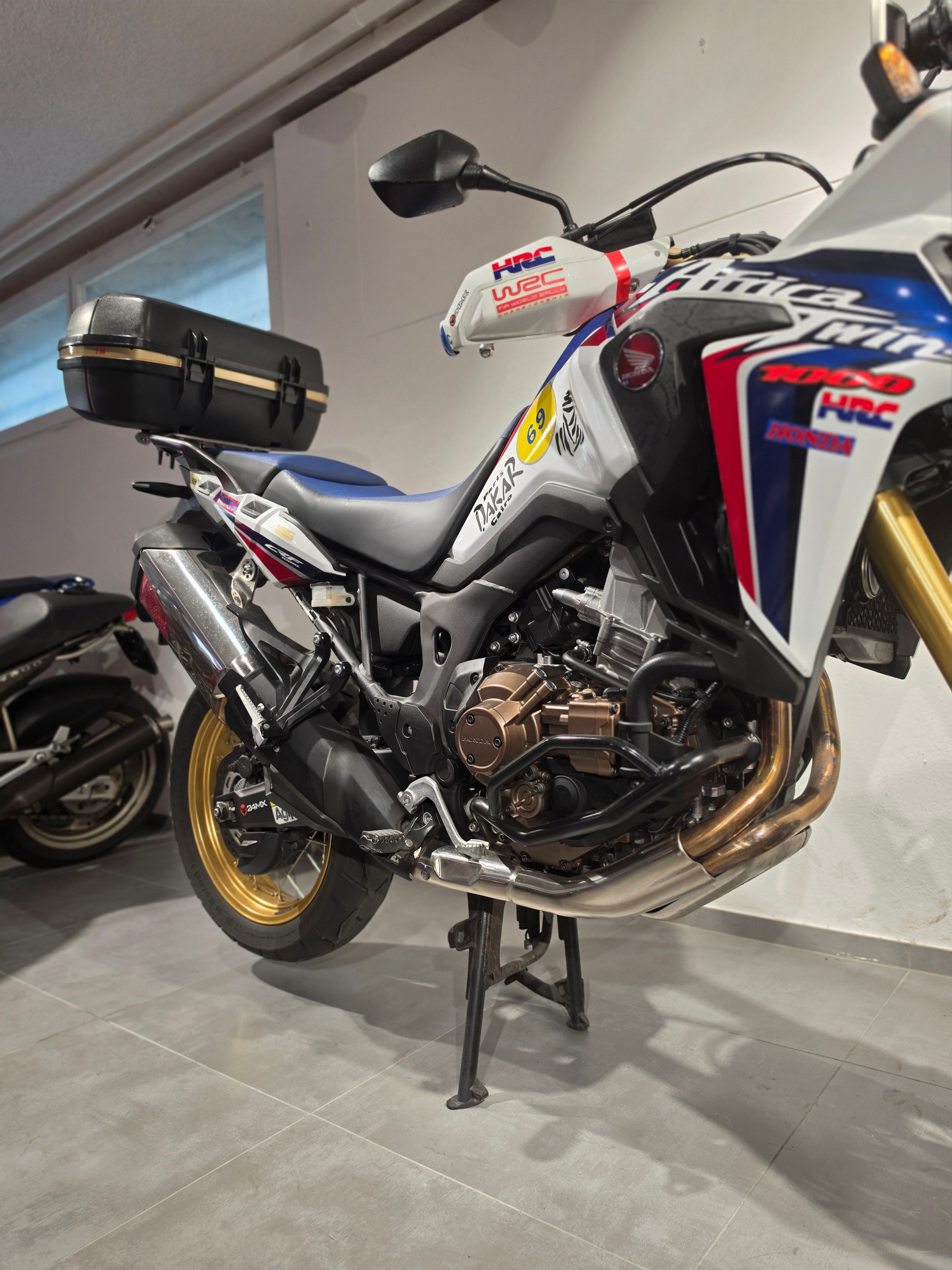 HONDA CRF 1000AD DTC Dakar Africa Twin-image-3