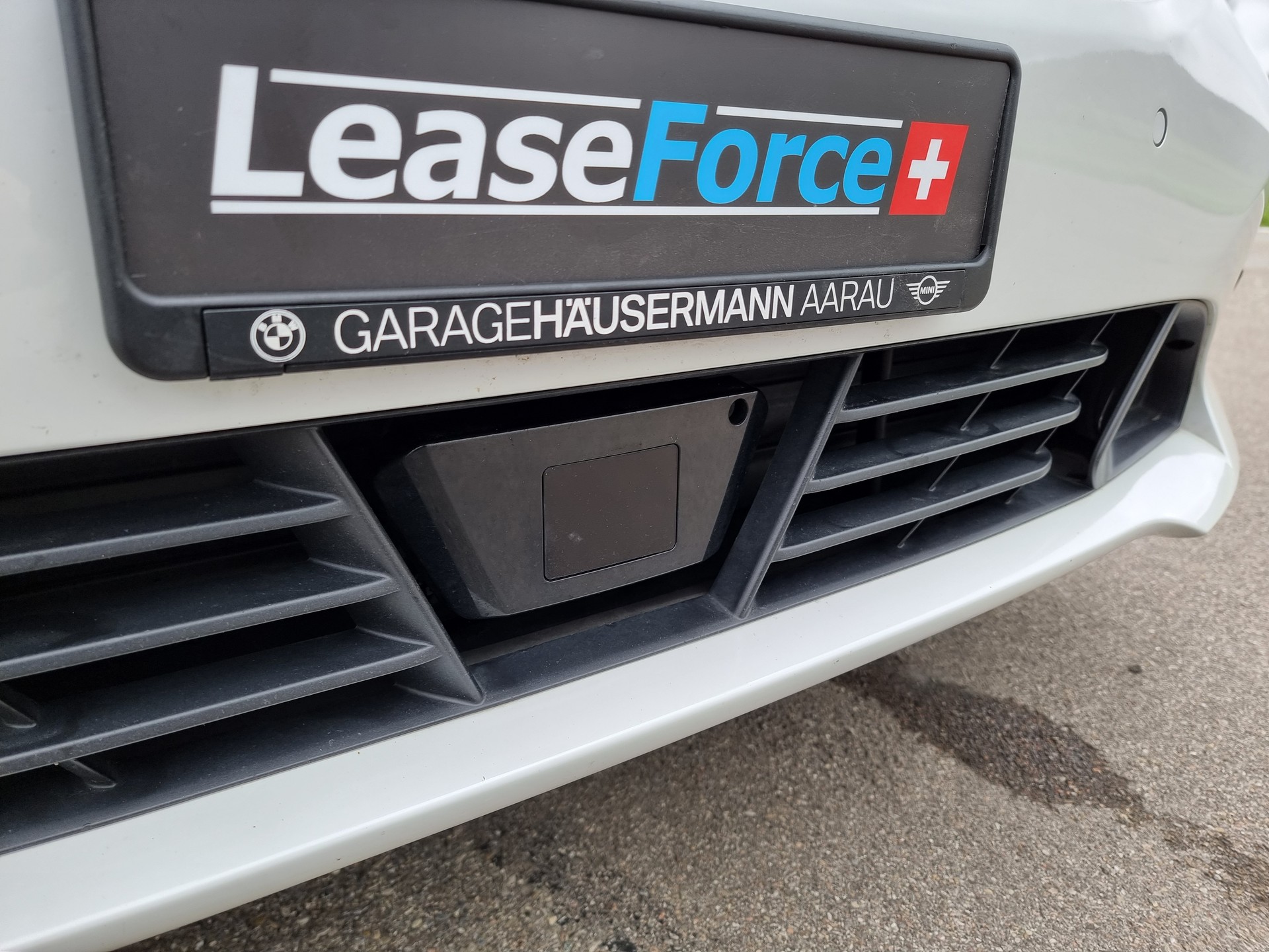 BMW 320d xDrive 48V Touring Steptronic-image-3