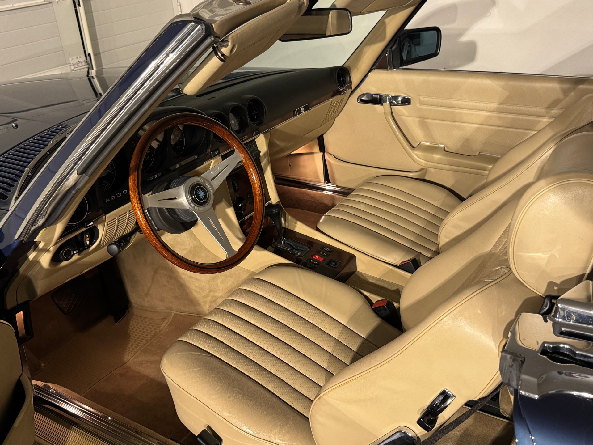 MERCEDES-BENZ 300 SL Automatic-image-8
