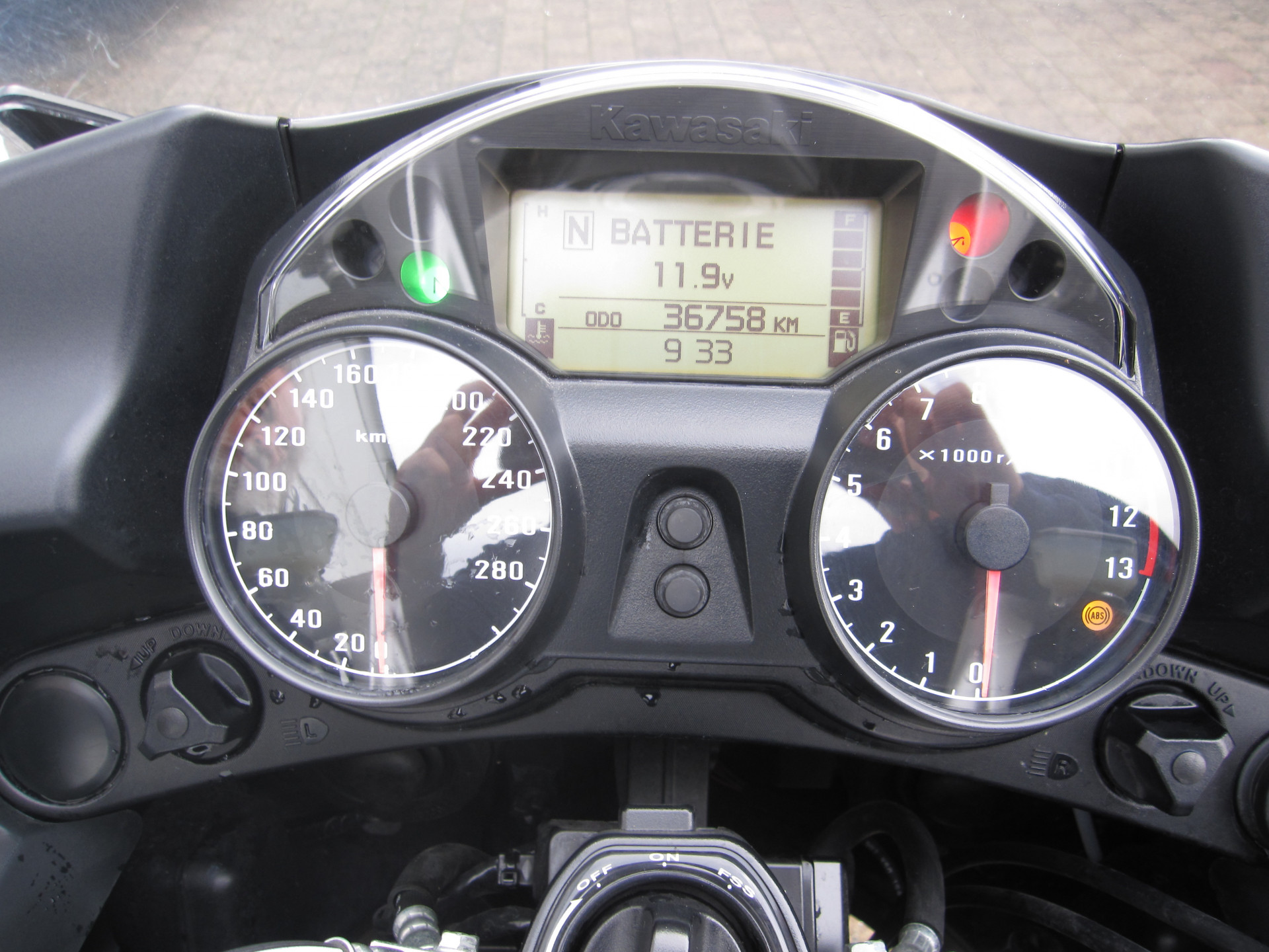 KAWASAKI 1400 GTR-image-4