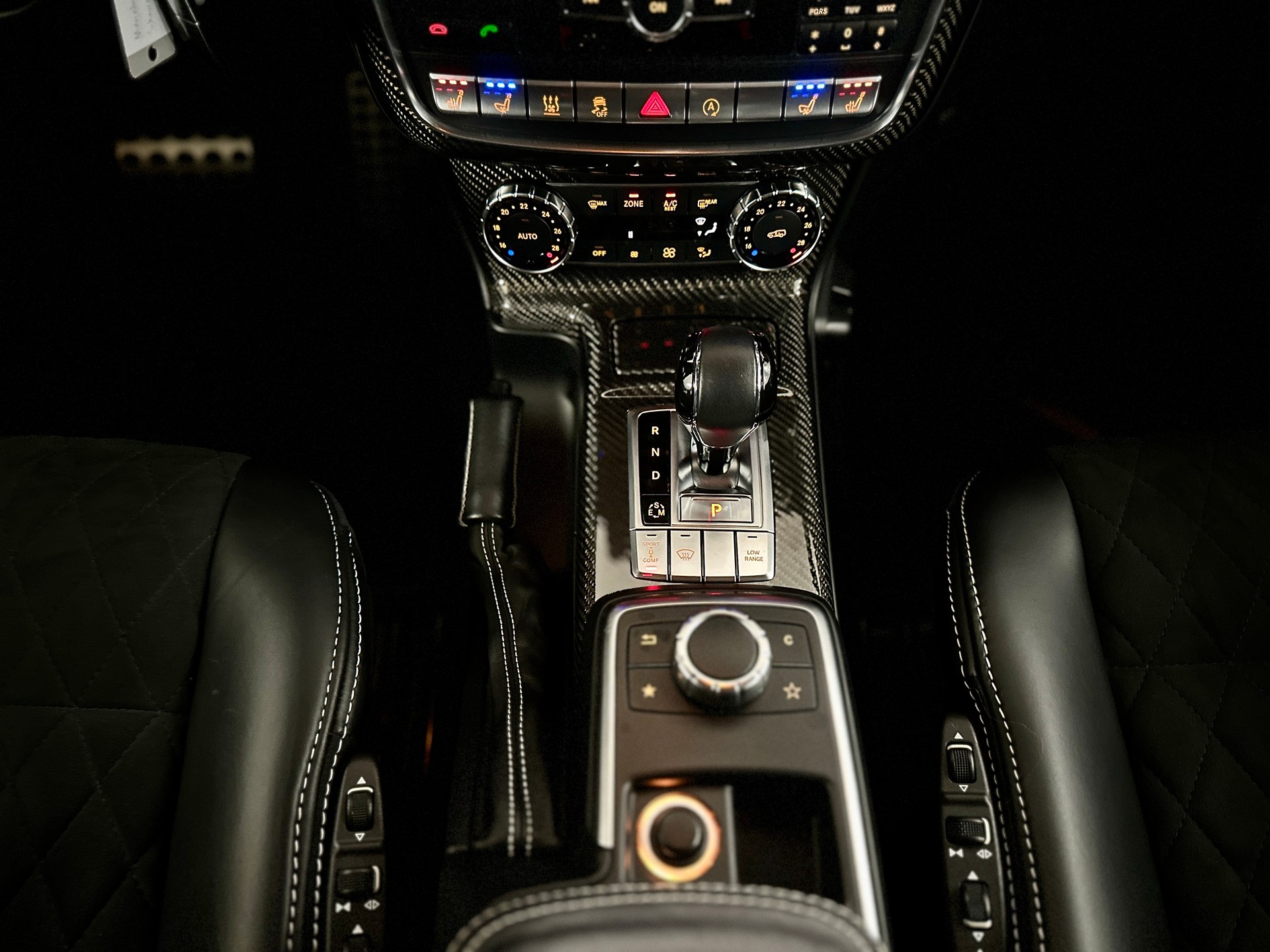 MERCEDES-BENZ G 500 4x4² 7G-Tronic-image-23