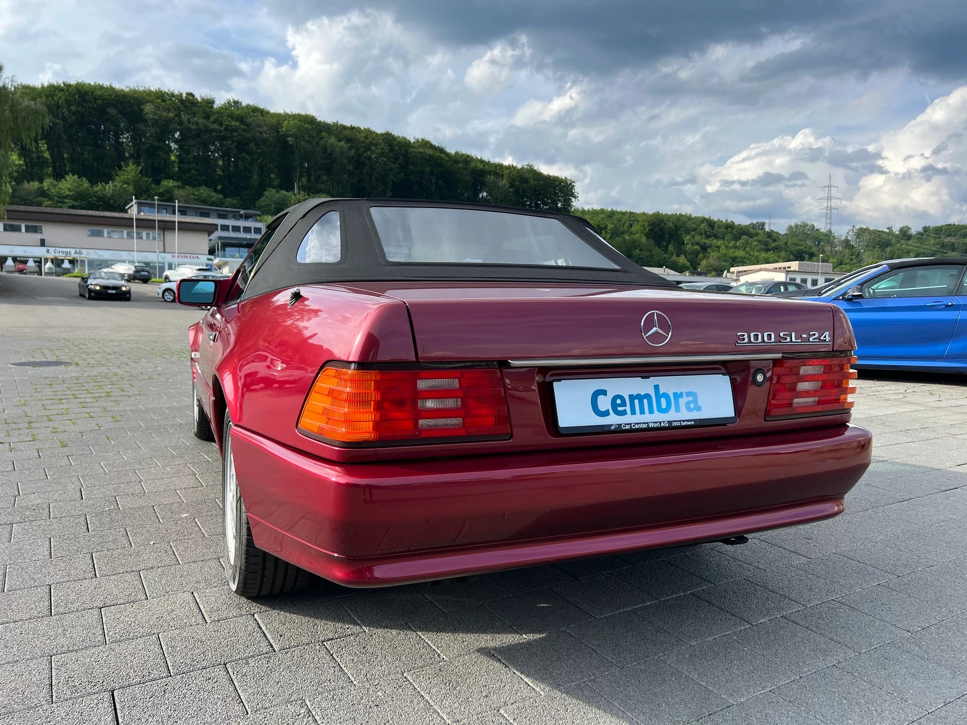MERCEDES-BENZ SL 300-image-4