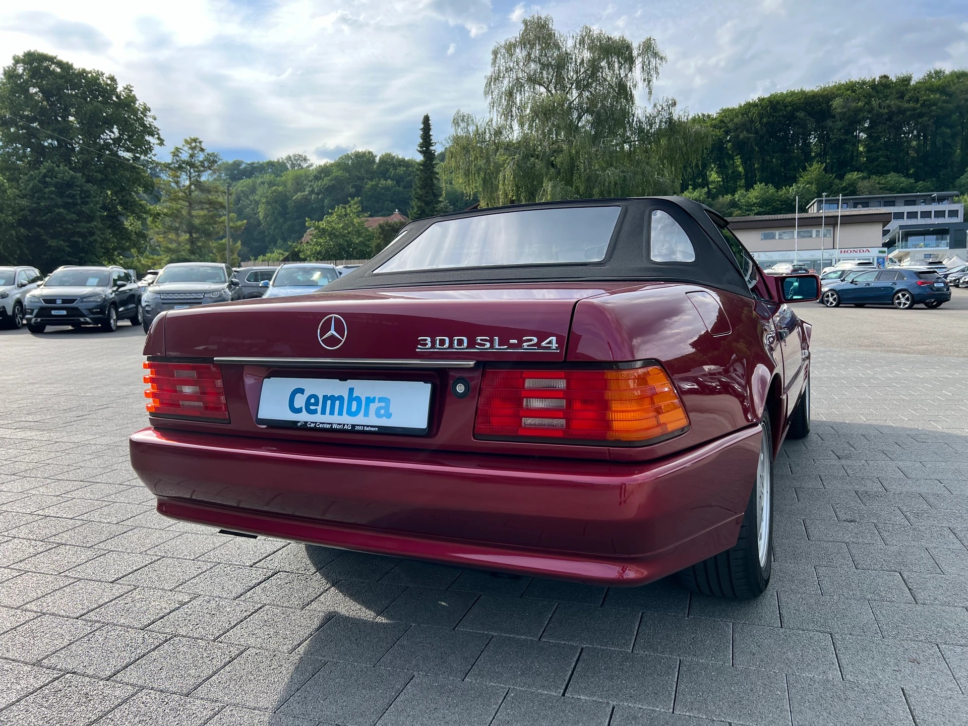 MERCEDES-BENZ SL 300-image-6