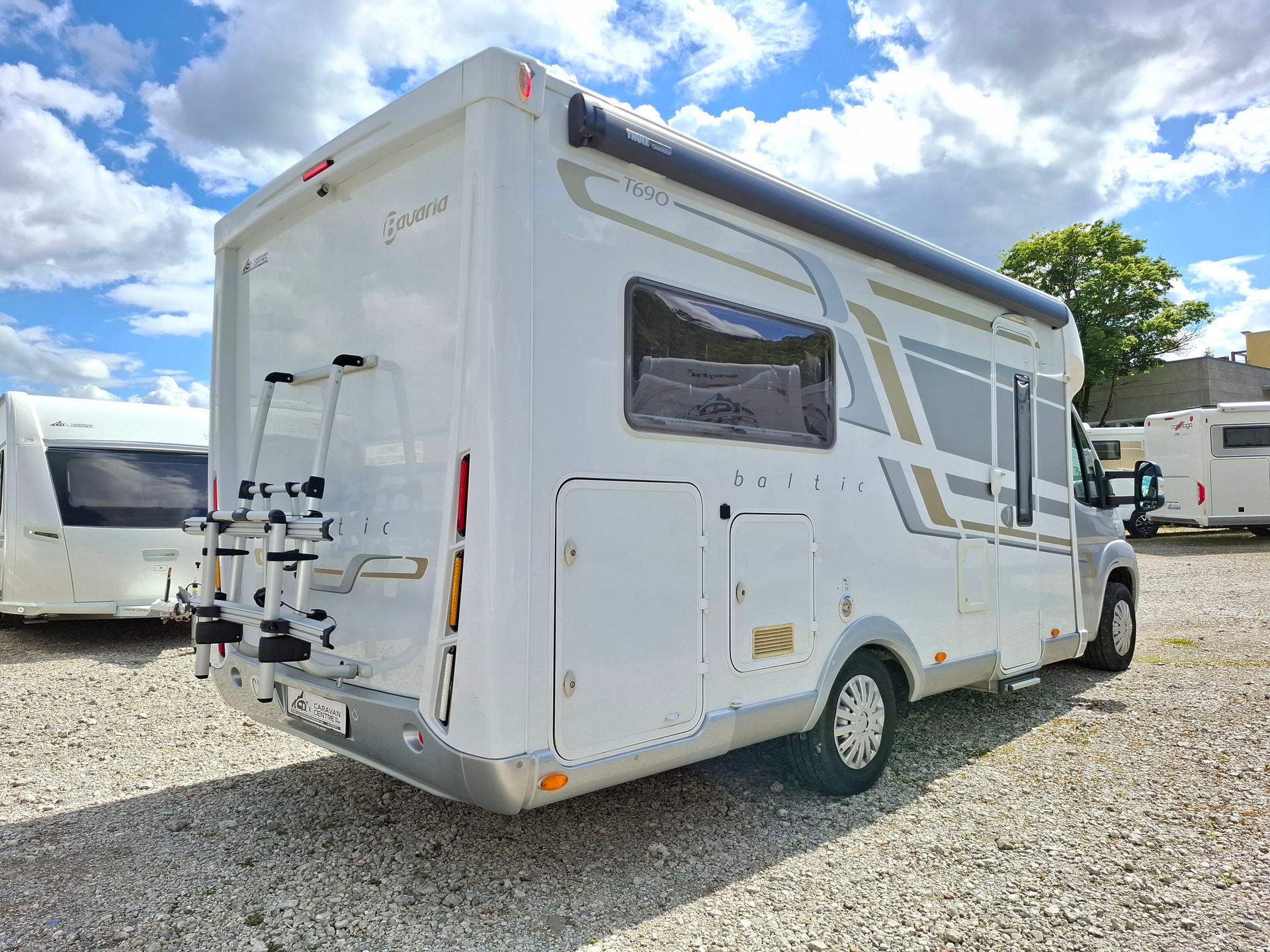 BAVARIA Baltic T690 - ab MFK! Service! Gaskontrolle!-image-3