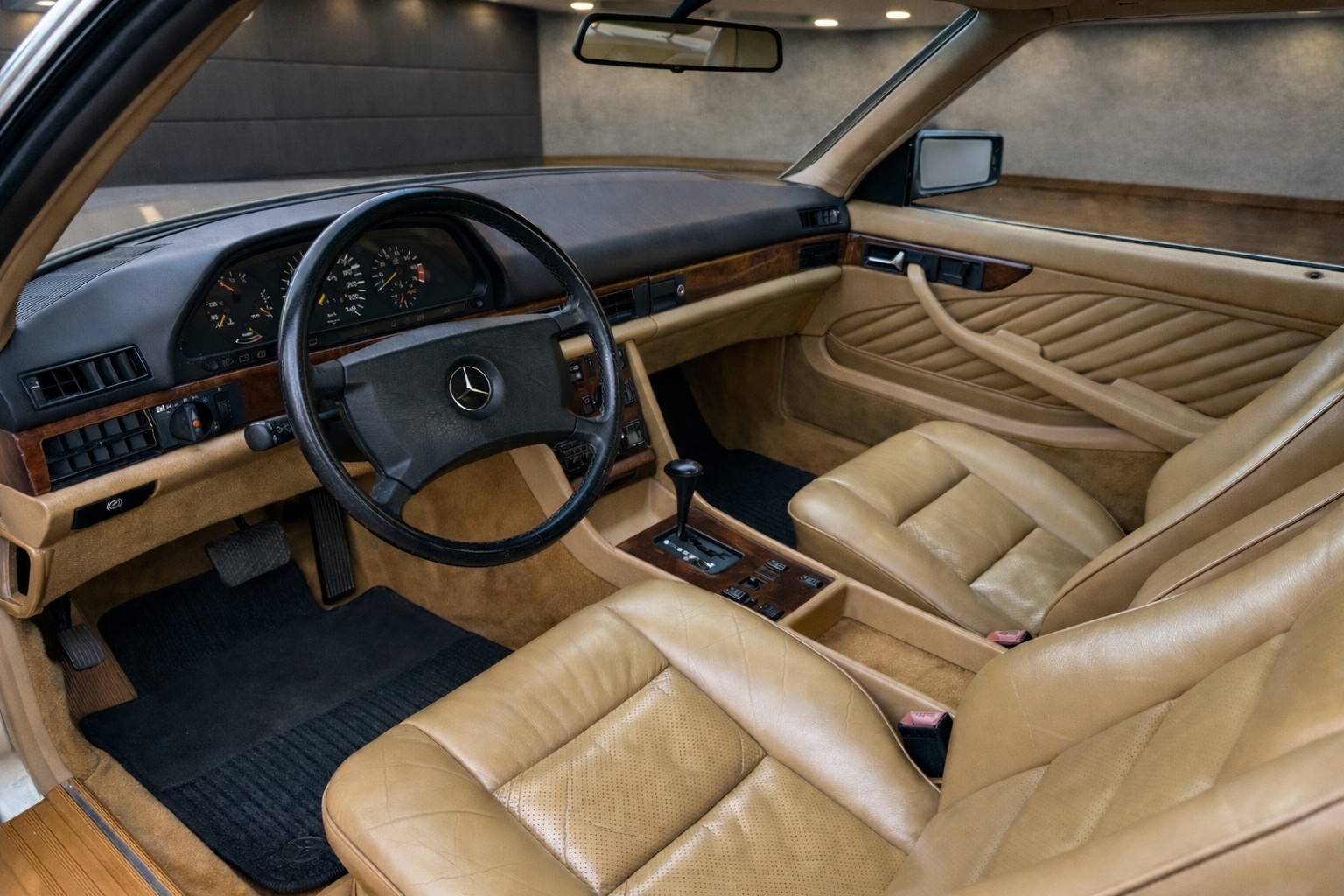 MERCEDES-BENZ 500 SEC Automatic-image-8