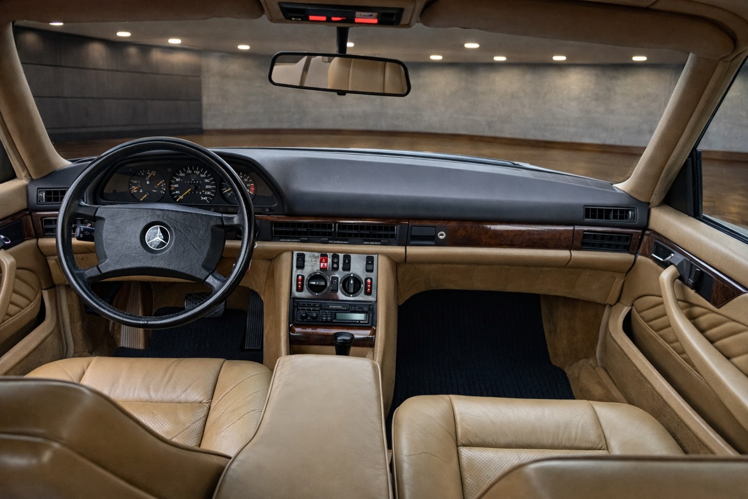 MERCEDES-BENZ 500 SEC Automatic-image-11