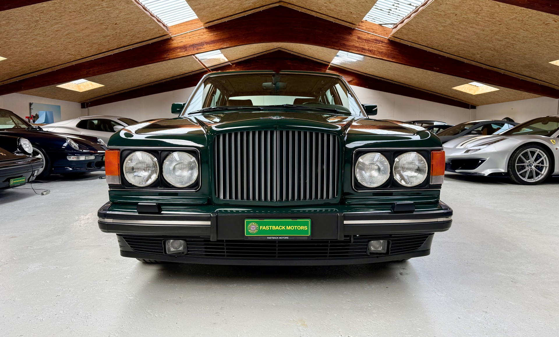 BENTLEY Brooklands LWB-image-3