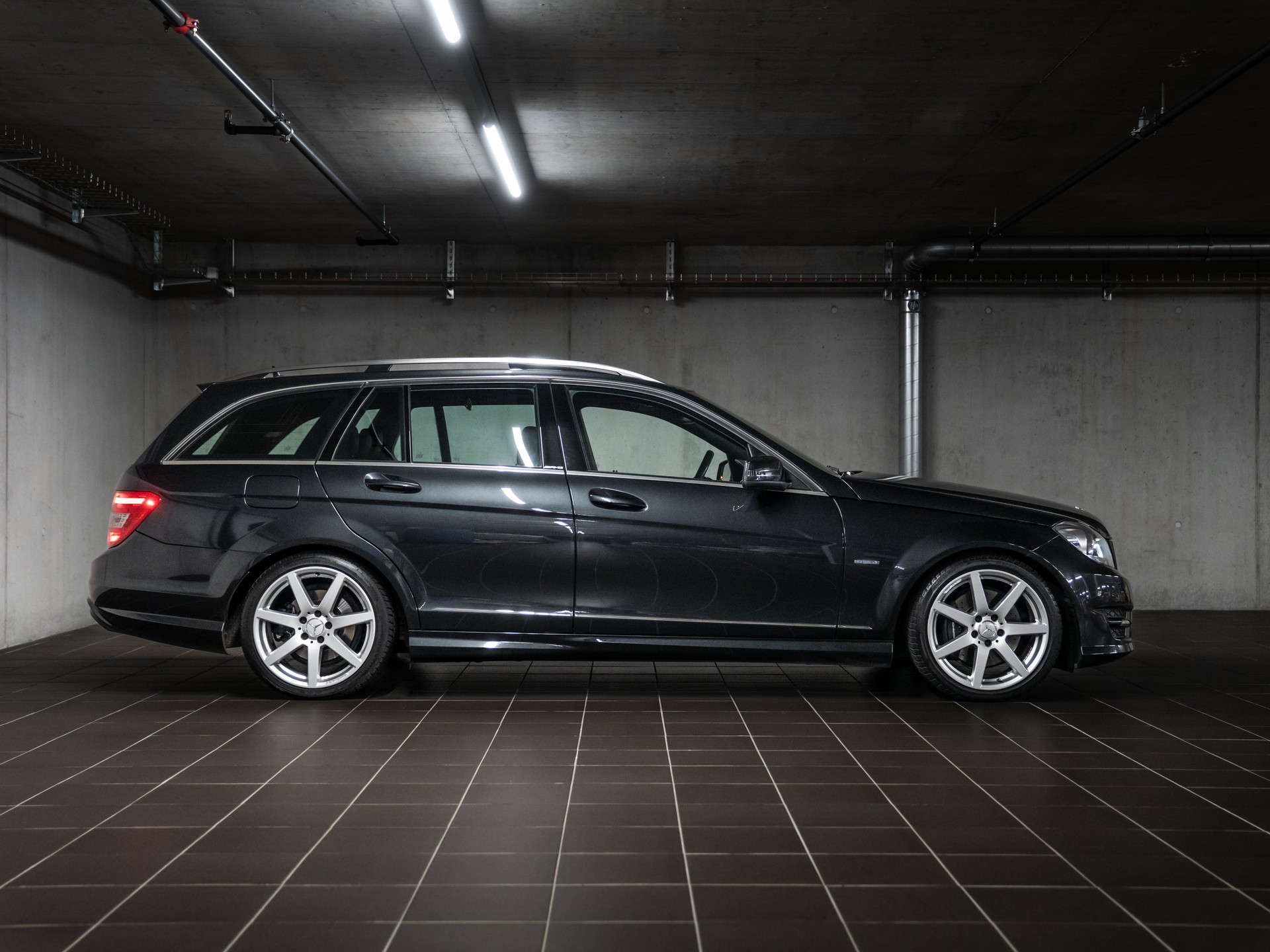 MERCEDES-BENZ C 250 CDI Avantgarde 4Matic 7G-Tronic-image-1