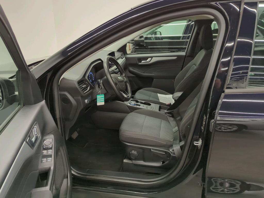 FORD Kuga 1.5 TDCi Cool & Connect 2WD Automat-image-8