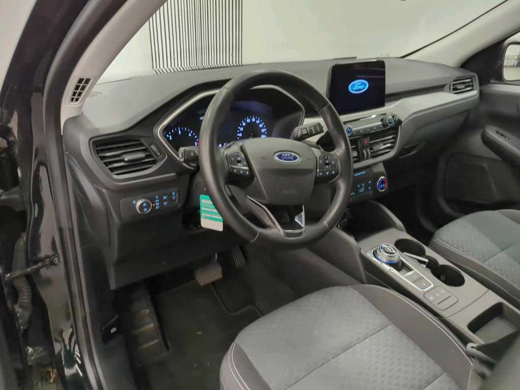 FORD Kuga 1.5 TDCi Cool & Connect 2WD Automat-image-5