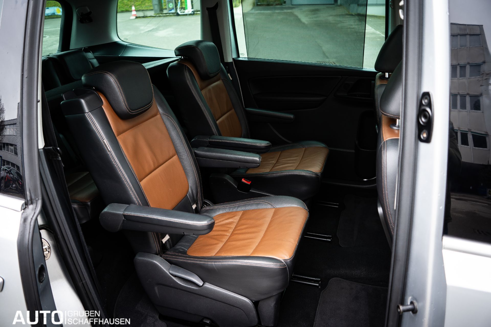 VW Sharan 2.0 TDI BlueMotion Technology Highline DSG-image-19