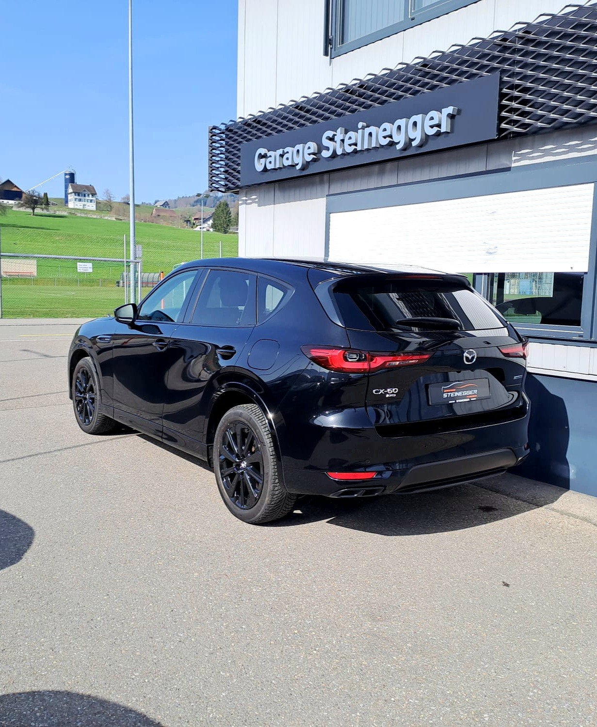 MAZDA CX-60 3.3L e-Skyactiv D 254 MHEV AWD Homura*All Black-image-5