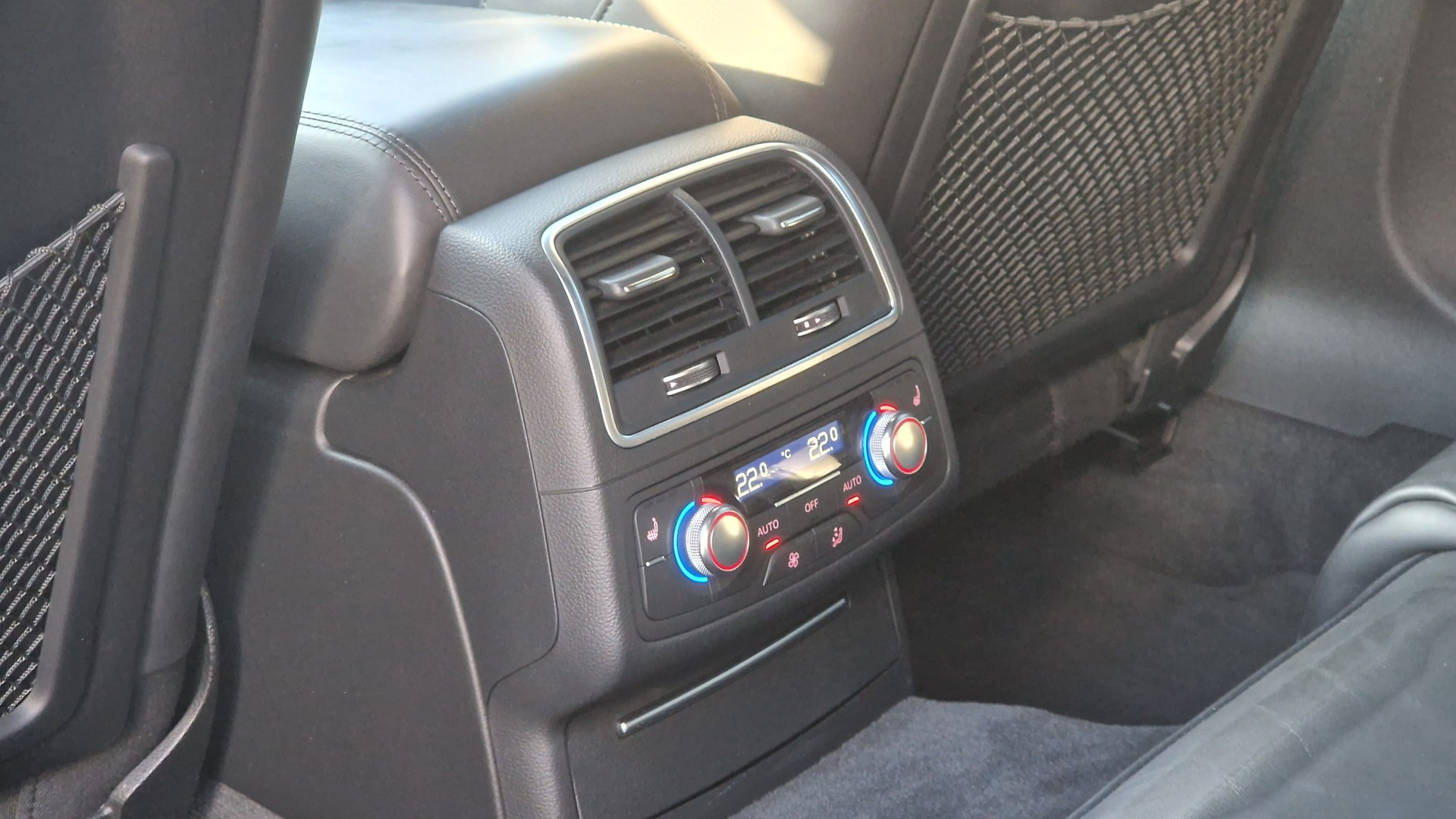 AUDI A6 Avant 3.0 BiTDI V6 qu. competition tiptronic-image-12