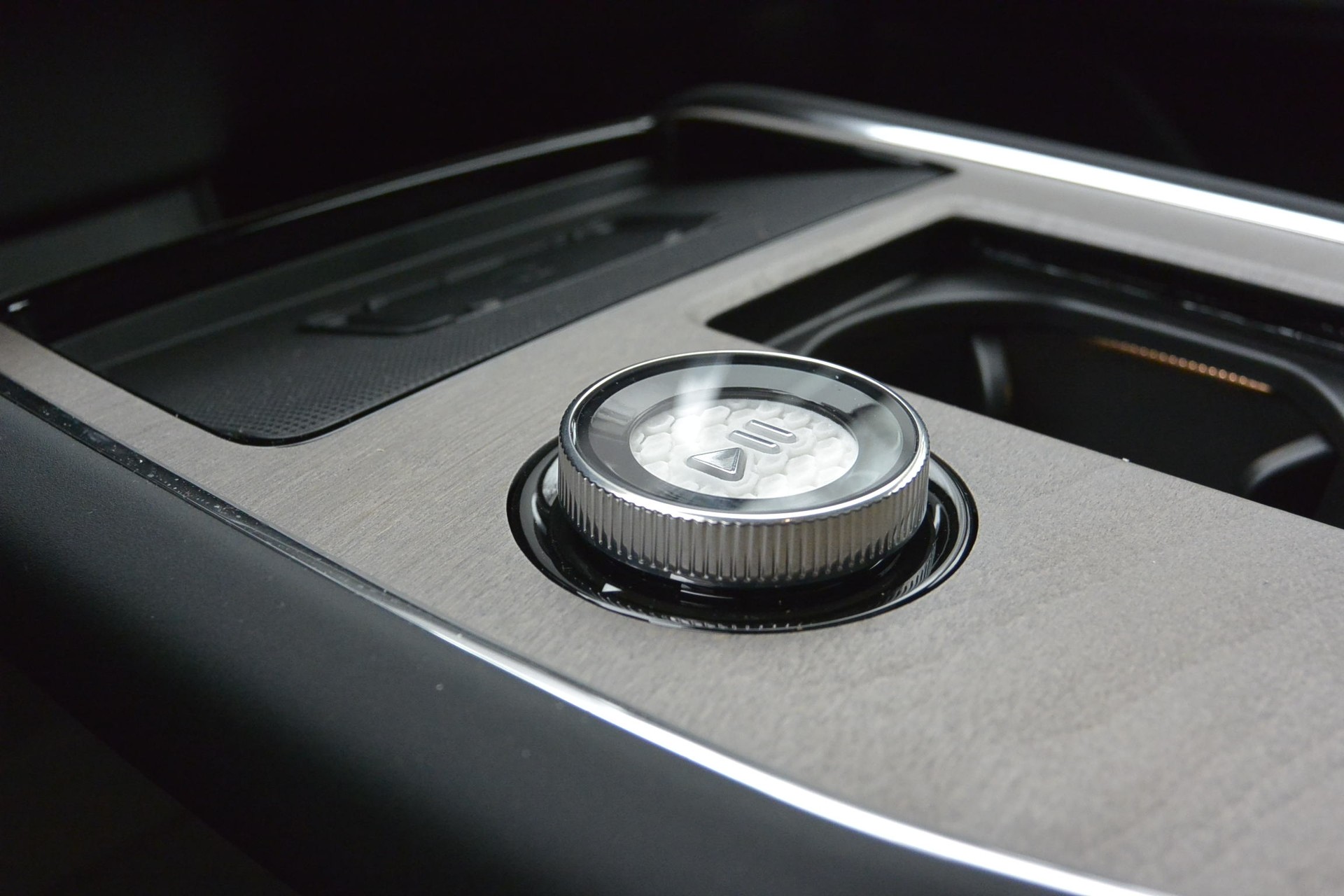 VOLVO EX90 Twin Performance Ultra AWD-image-17