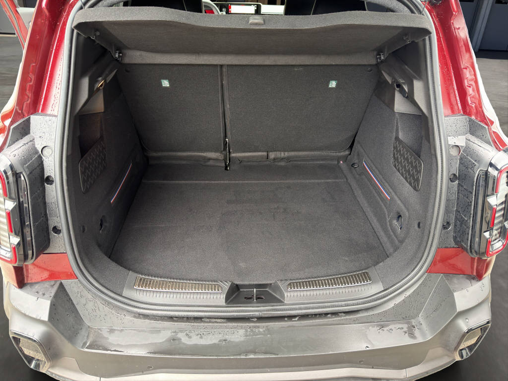 RENAULT R4 E-Tech Comfort Range iconic-image-17