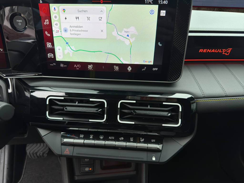RENAULT R4 E-Tech Comfort Range iconic-image-15