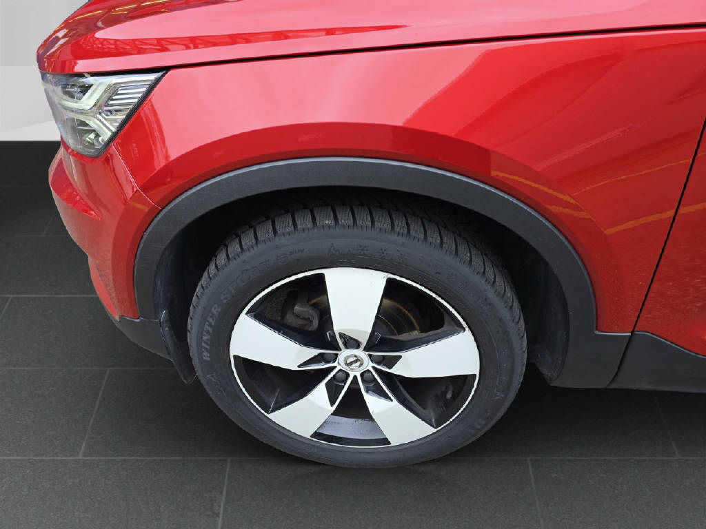 VOLVO XC40 1.5 T3 Momentum-image-7
