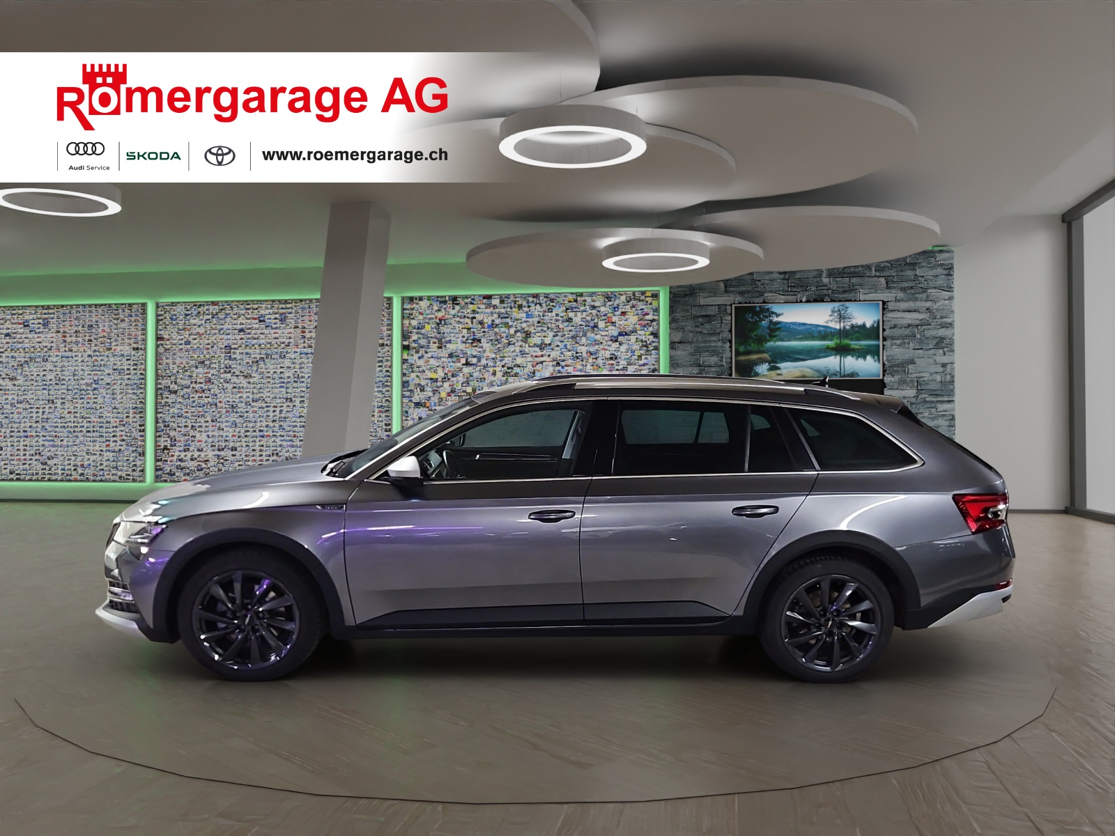 SKODA Superb Combi 2.0 TDi SportLine Light 4x4 DSG-showroom-element-1