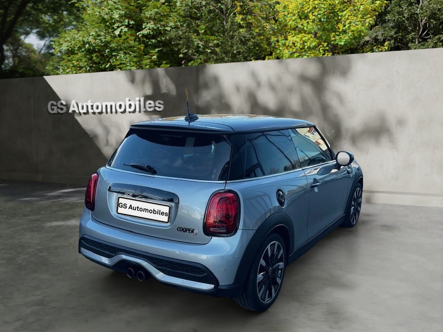 MINI Cooper S Steptronic DKG-image-5