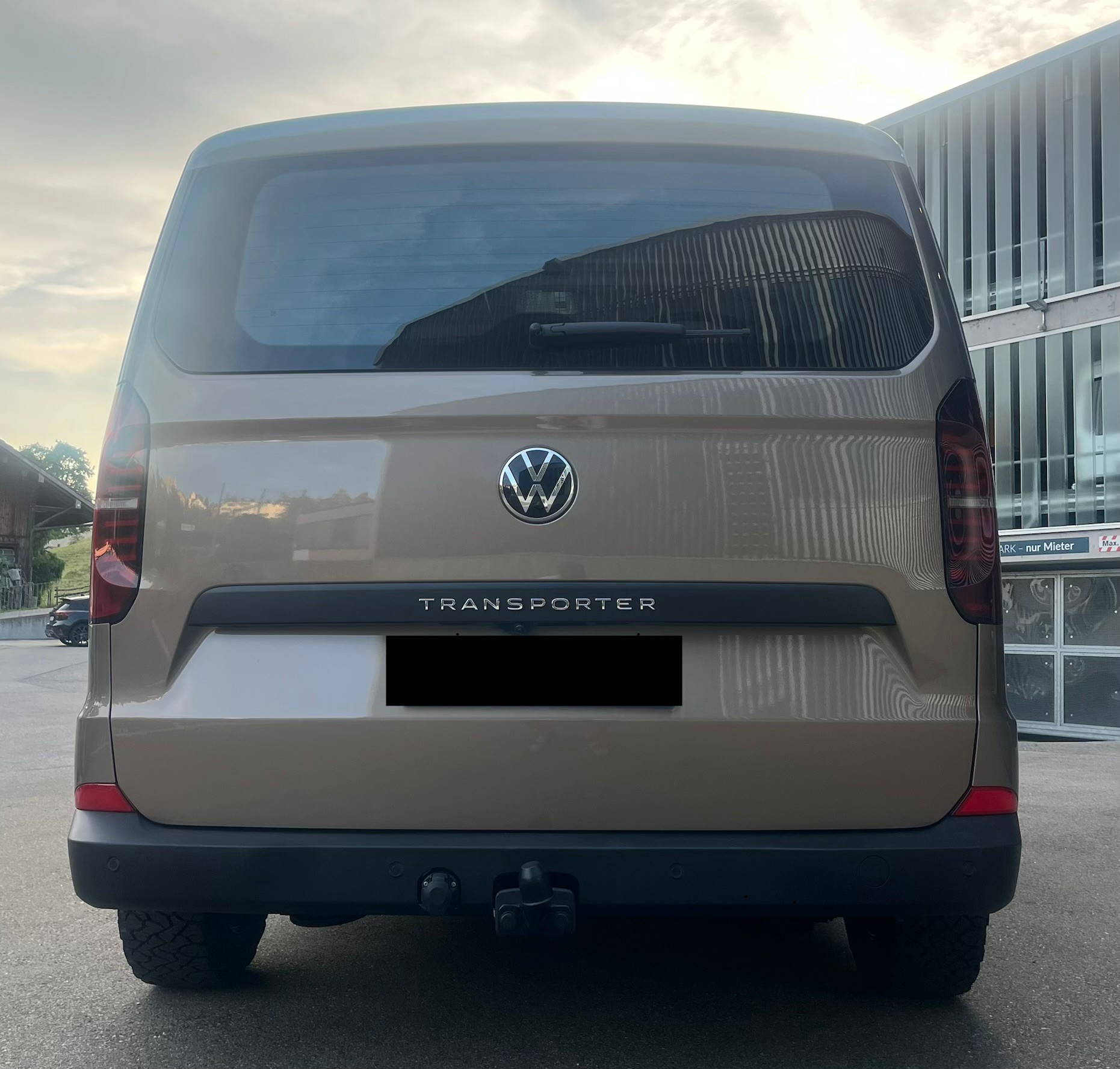VW Transporter 2.0 TDI-image-3