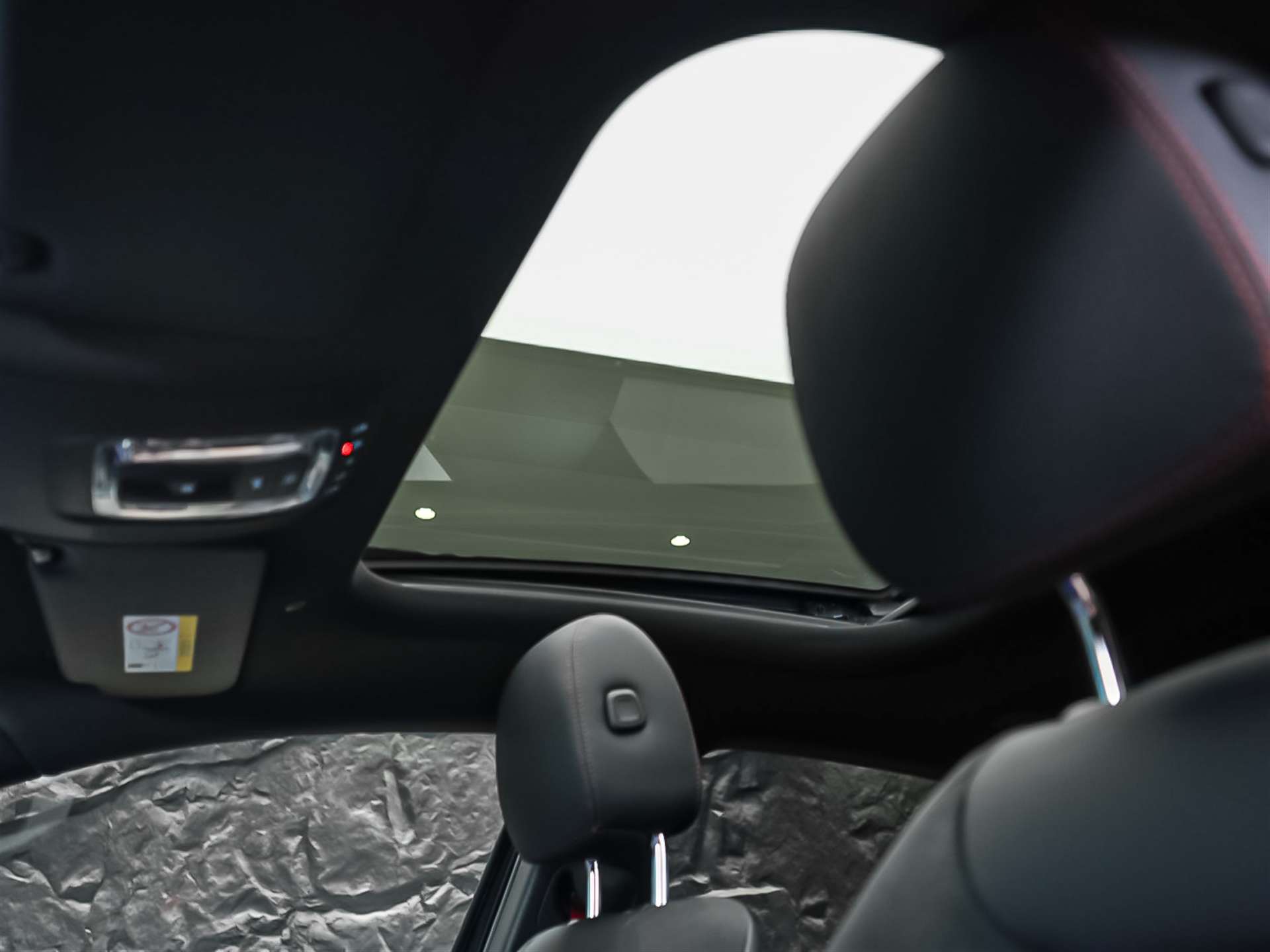 MERCEDES-BENZ A 35 AMG 4Matic+ 8G-DCT *Limousine*Panorama*Aero Paket*Multibeam LED*-image-11
