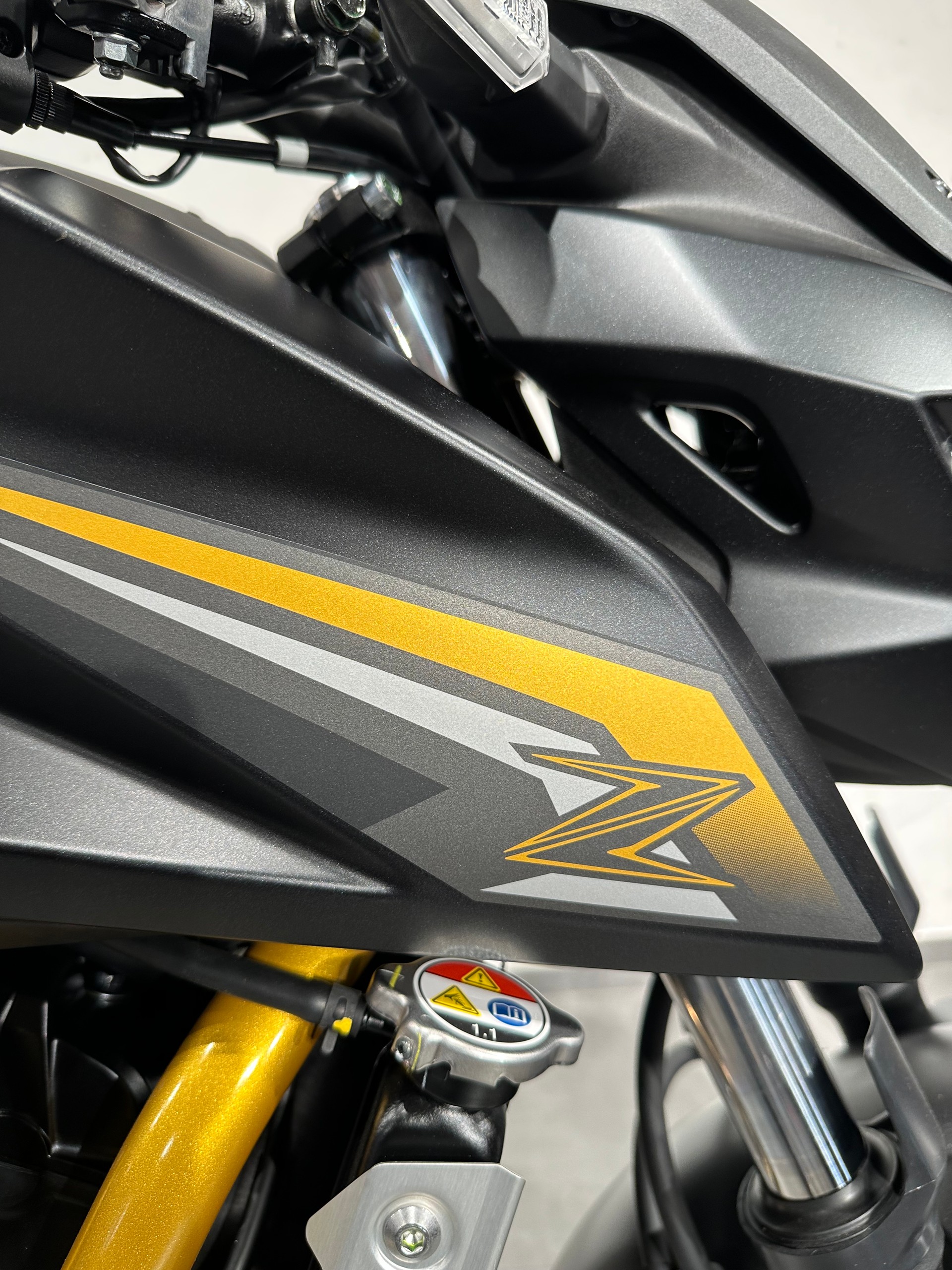KAWASAKI Z 650 S-image-10