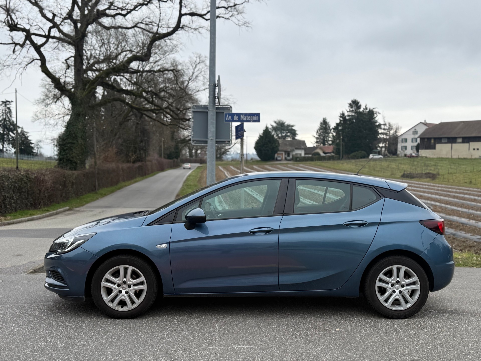 OPEL Astra 1.0i Turbo Enjoy-image-3