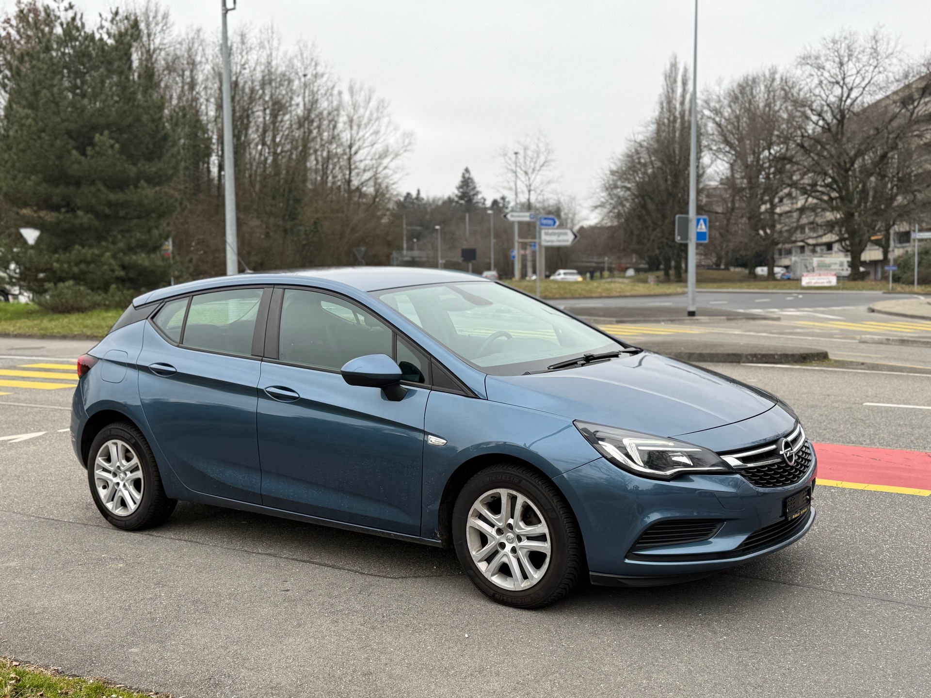 OPEL Astra 1.0i Turbo Enjoy-image-2