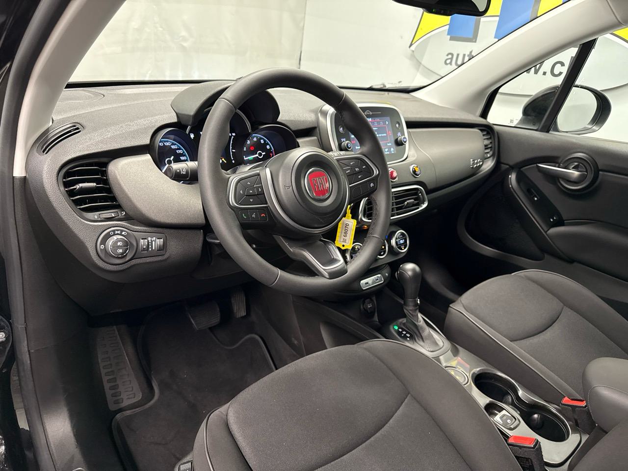 FIAT 500X 1.5 Hybrid Sport DCT-image-2