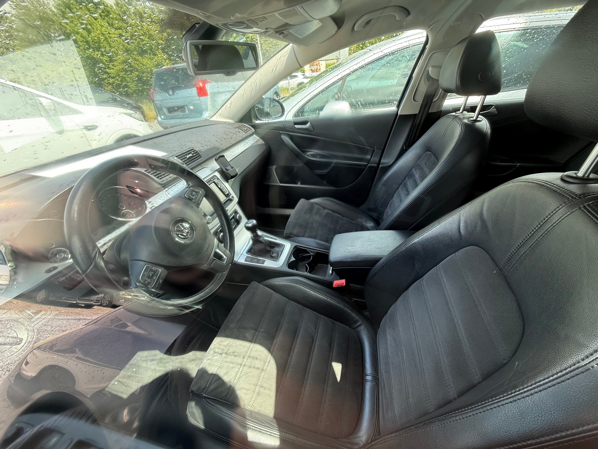 VW Passat Variant 1.4 EcoFuel Comfortline-image-9
