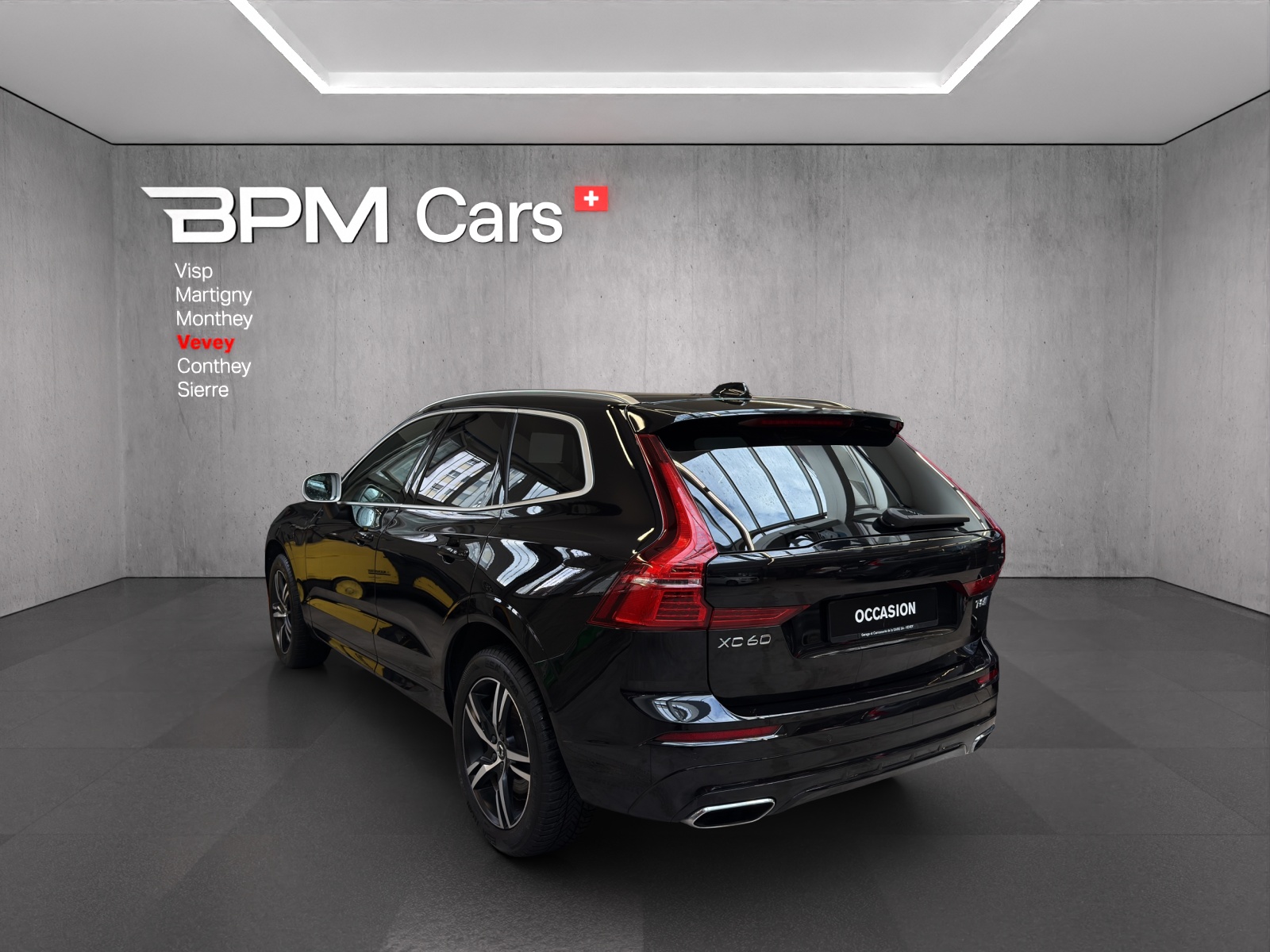 VOLVO XC60 T8 eAWD R-Design Geartronic-showroom-element-2