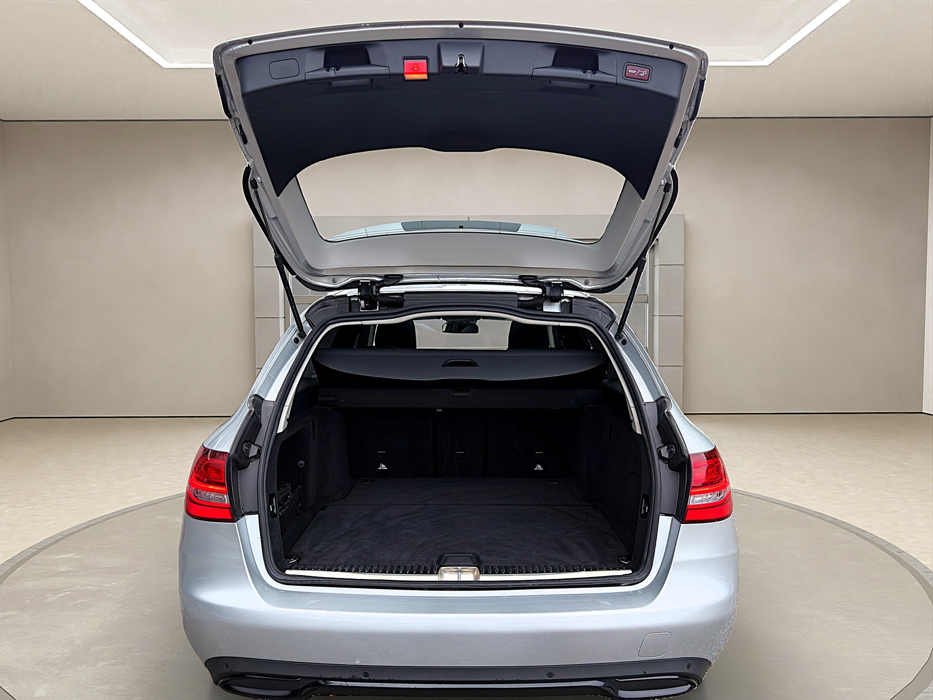 MERCEDES-BENZ C 250 d❗Swiss Star Avantgarde❗4Matic 9G-Tronic-image-15