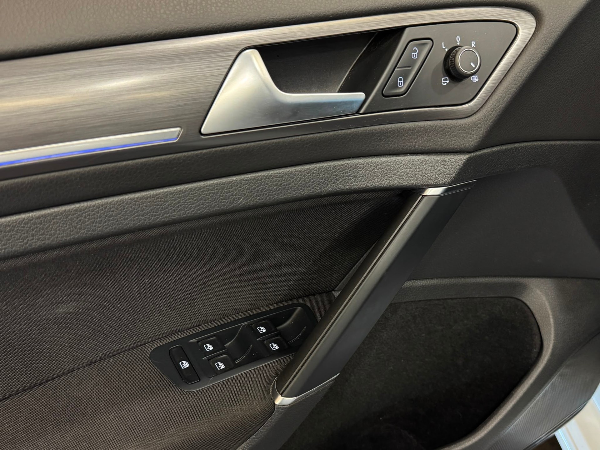 VW e-Golf-image-8
