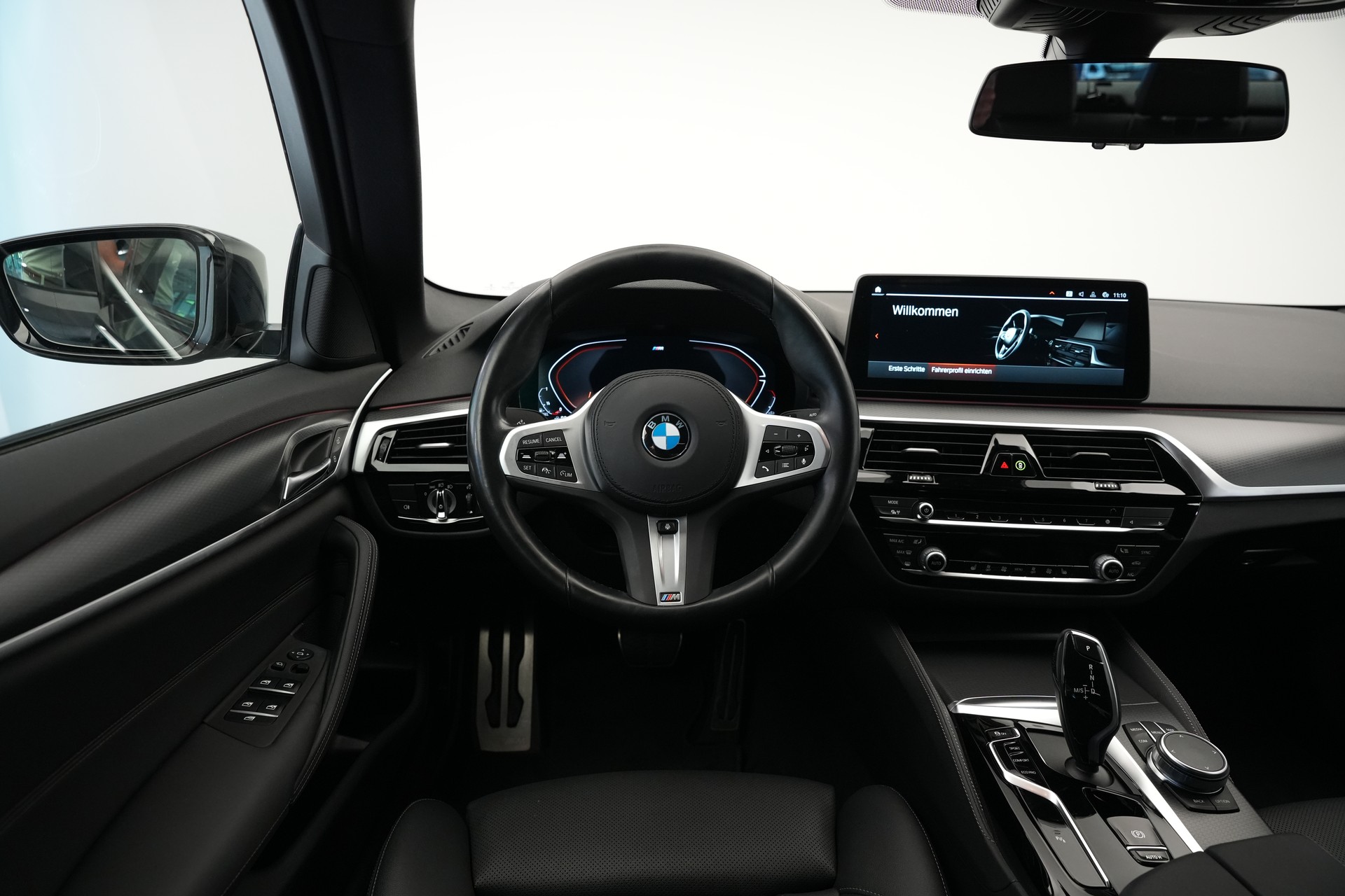 BMW 530d xDrive 48V M Sport Steptronic *AHK*-image-9