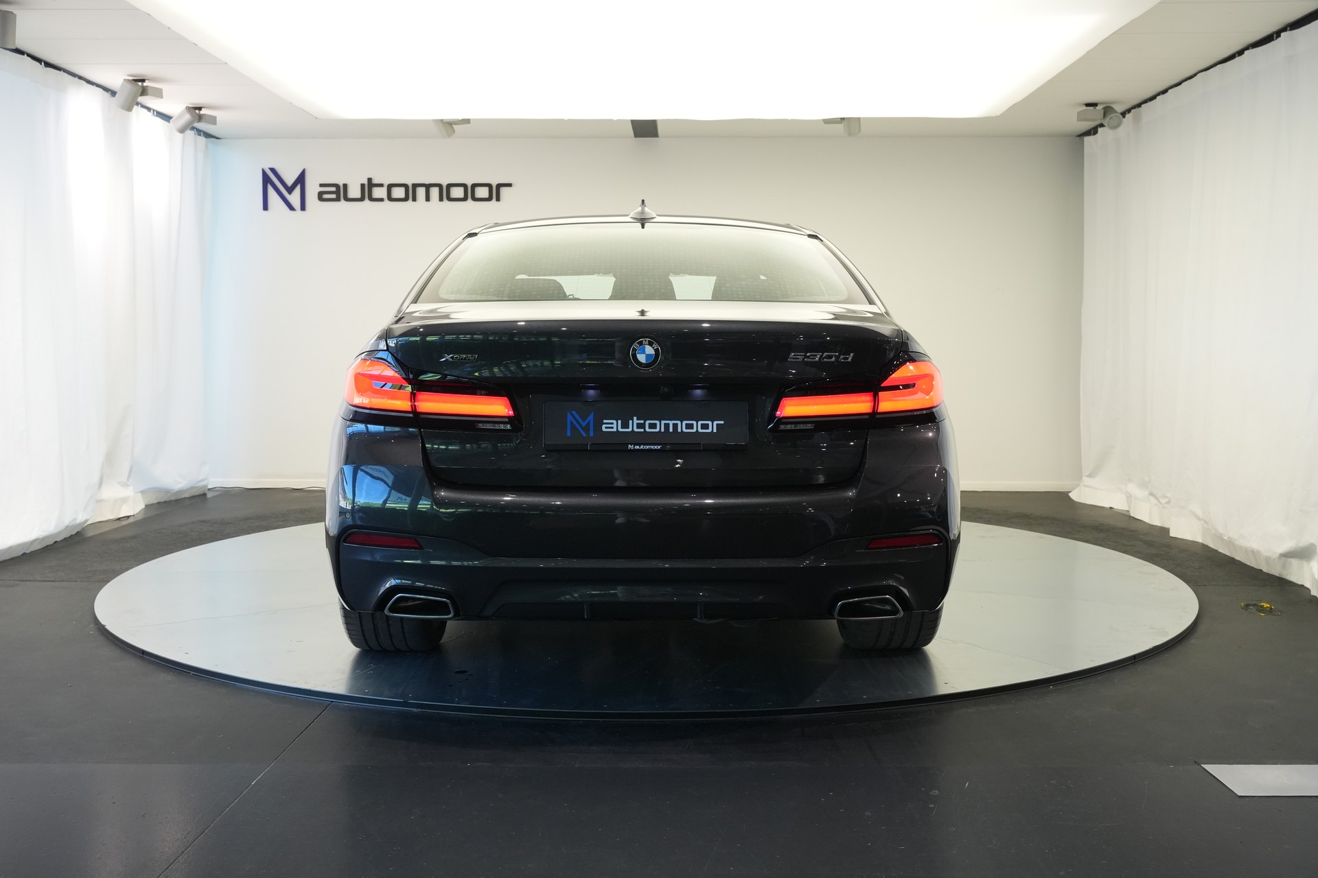 BMW 530d xDrive 48V M Sport Steptronic *AHK*-image-37