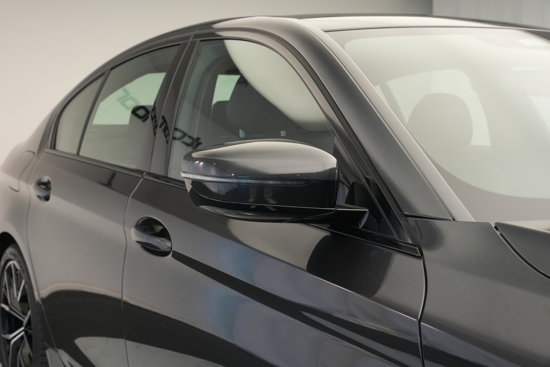 BMW 530d xDrive 48V M Sport Steptronic *AHK*-image-36