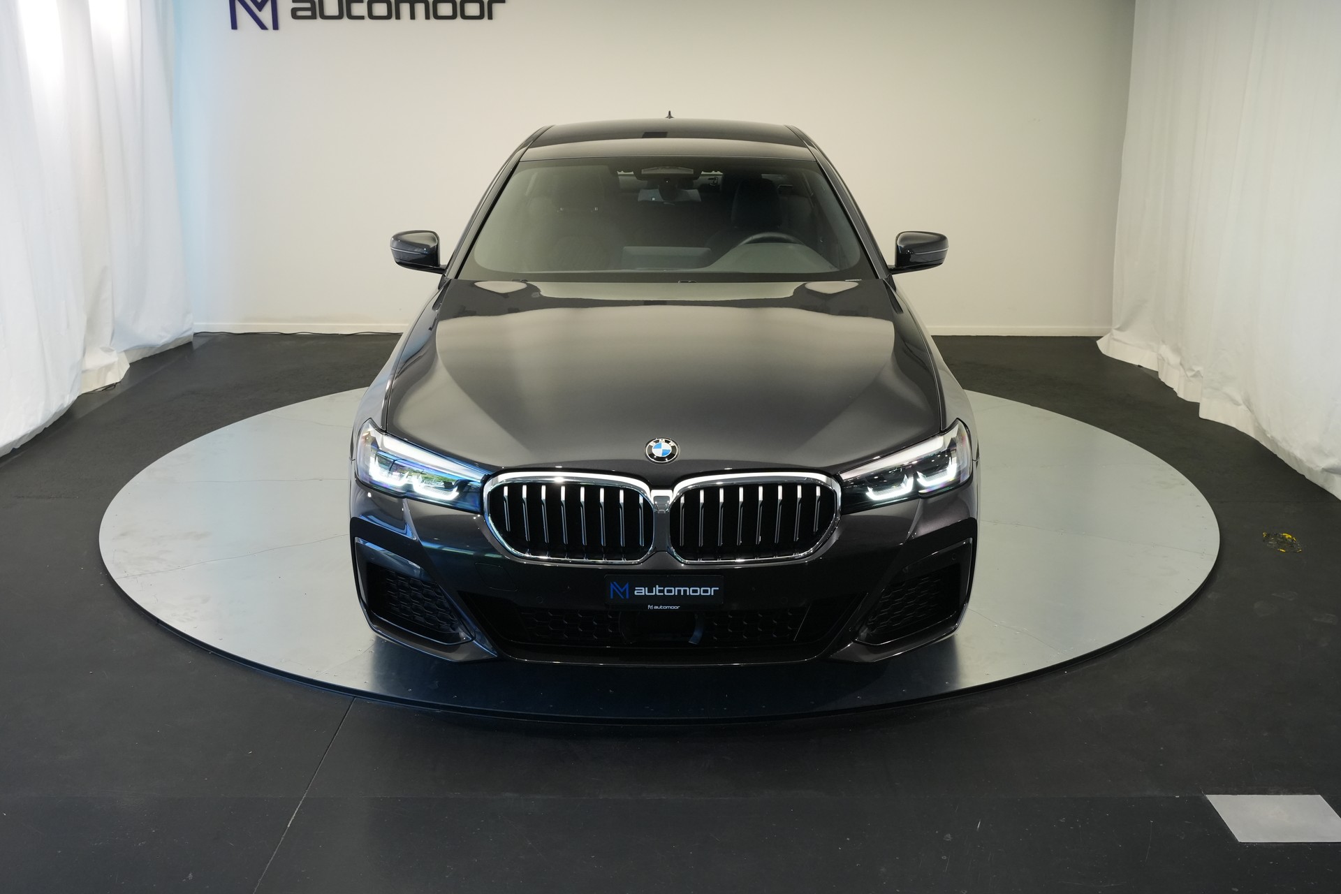 BMW 530d xDrive 48V M Sport Steptronic *AHK*-image-30