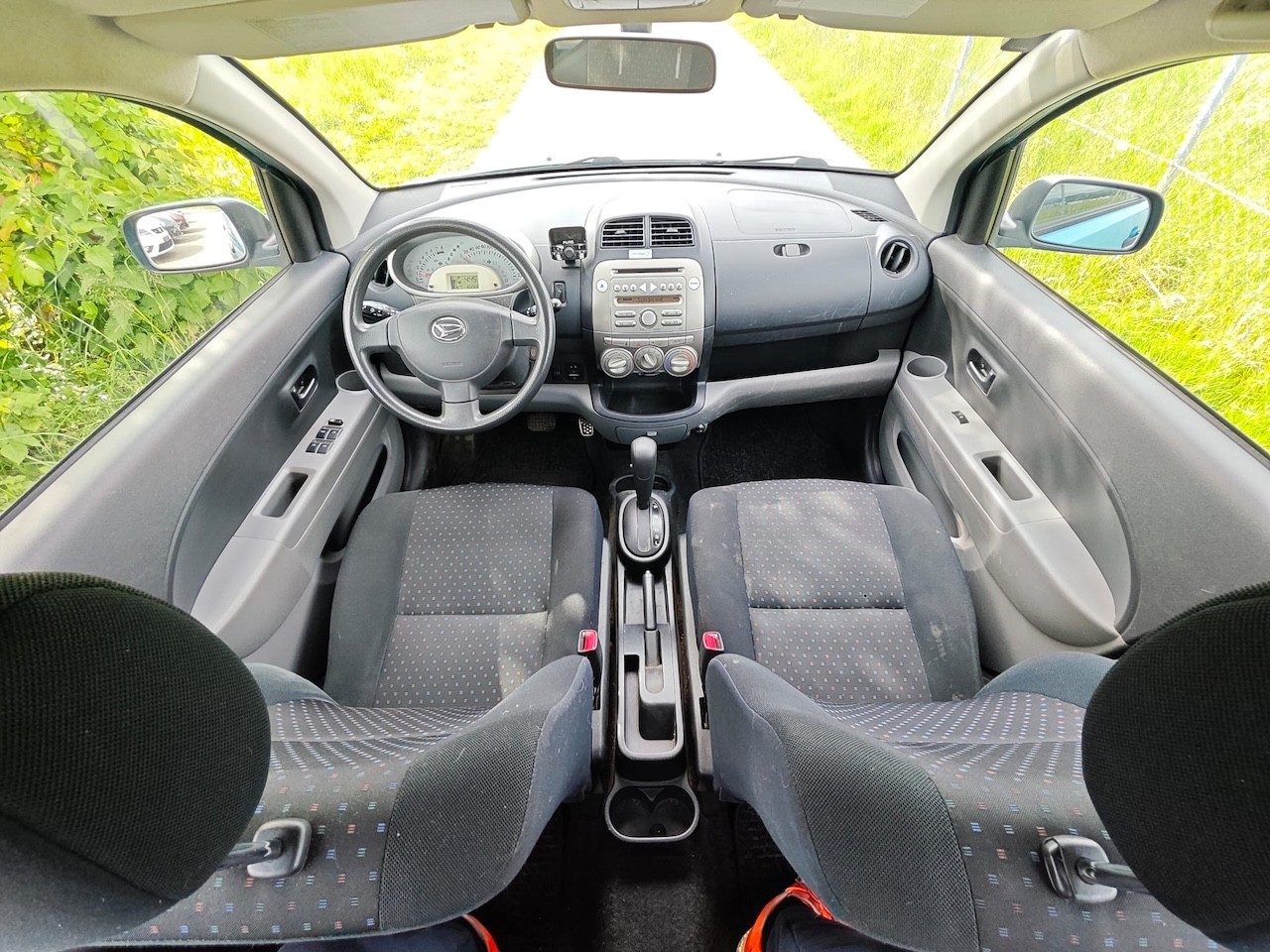DAIHATSU Sirion 1.3 S eco-4WD Automatic-image-13