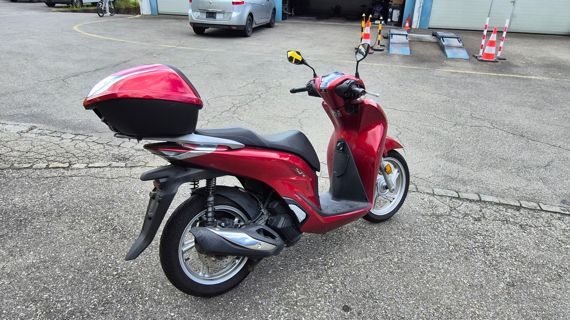 HONDA SH 125AD-image-4