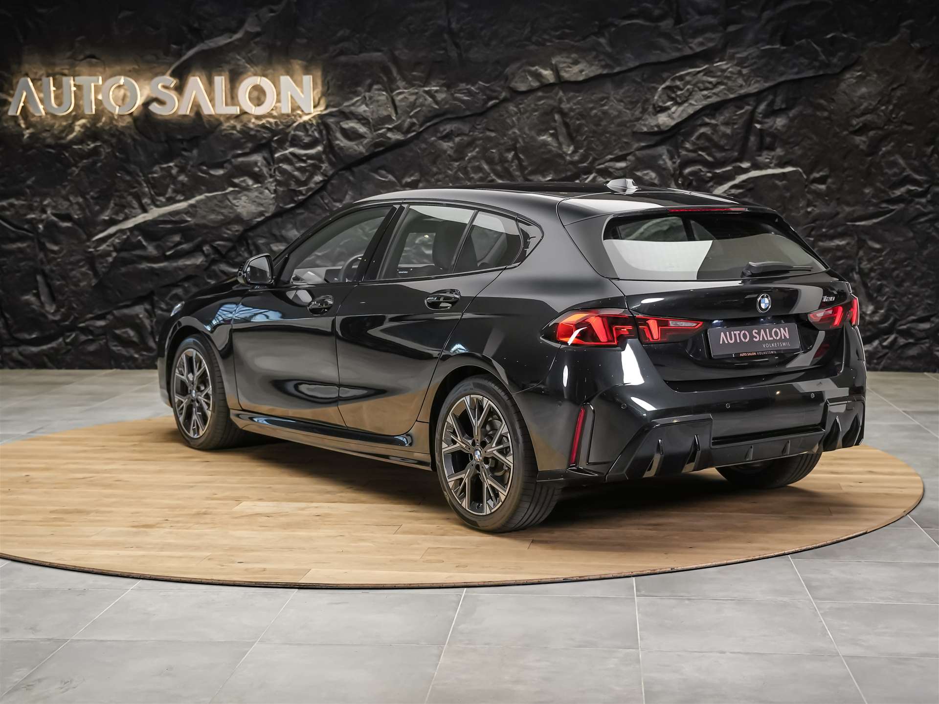 BMW 120 M Sport Steptronic *NEUES MODEL*Abstandsregler*Sitzheizung*-showroom-element-3