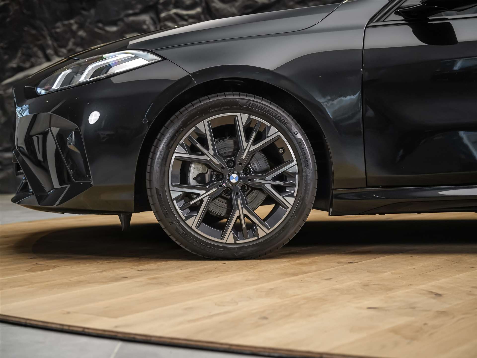 BMW 120 M Sport Steptronic *NEUES MODEL*Abstandsregler*Sitzheizung*-image-14