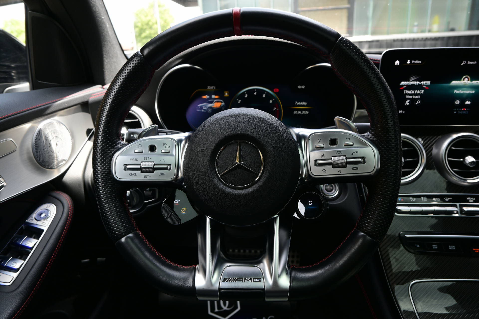 MERCEDES-BENZ GLC 43 AMG 4m *Performance Sitze*Performance Abgasanlage*-image-22