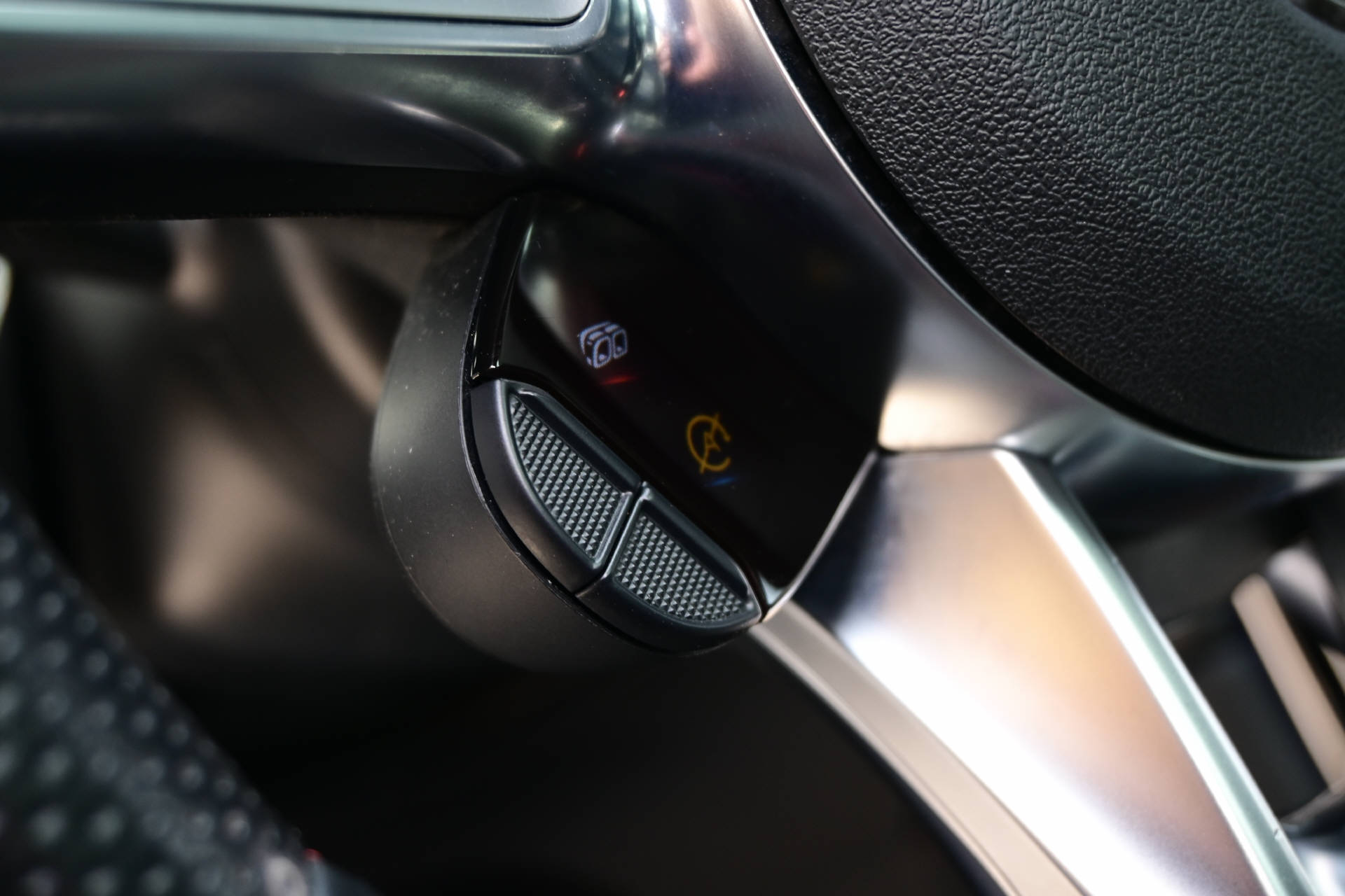 MERCEDES-BENZ GLC 43 AMG 4m *Performance Sitze*Performance Abgasanlage*-image-19