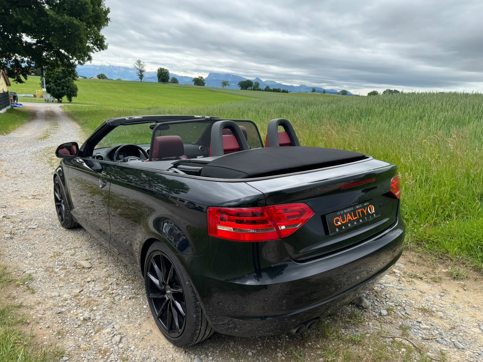 AUDI A3 Cabriolet 2.0 TDI Ambition S-tronic-image-1