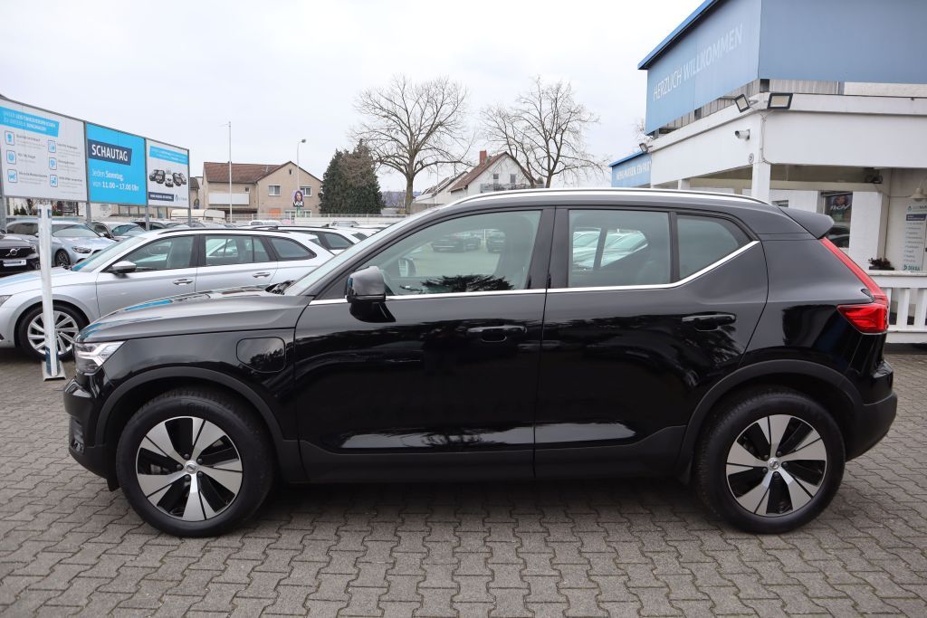 VOLVO XC40 T4 PHEV Core DCT-image-5