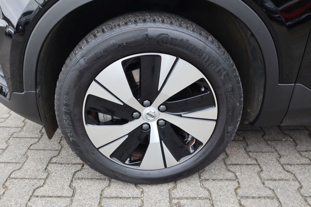 VOLVO XC40 T4 PHEV Core DCT-image-12