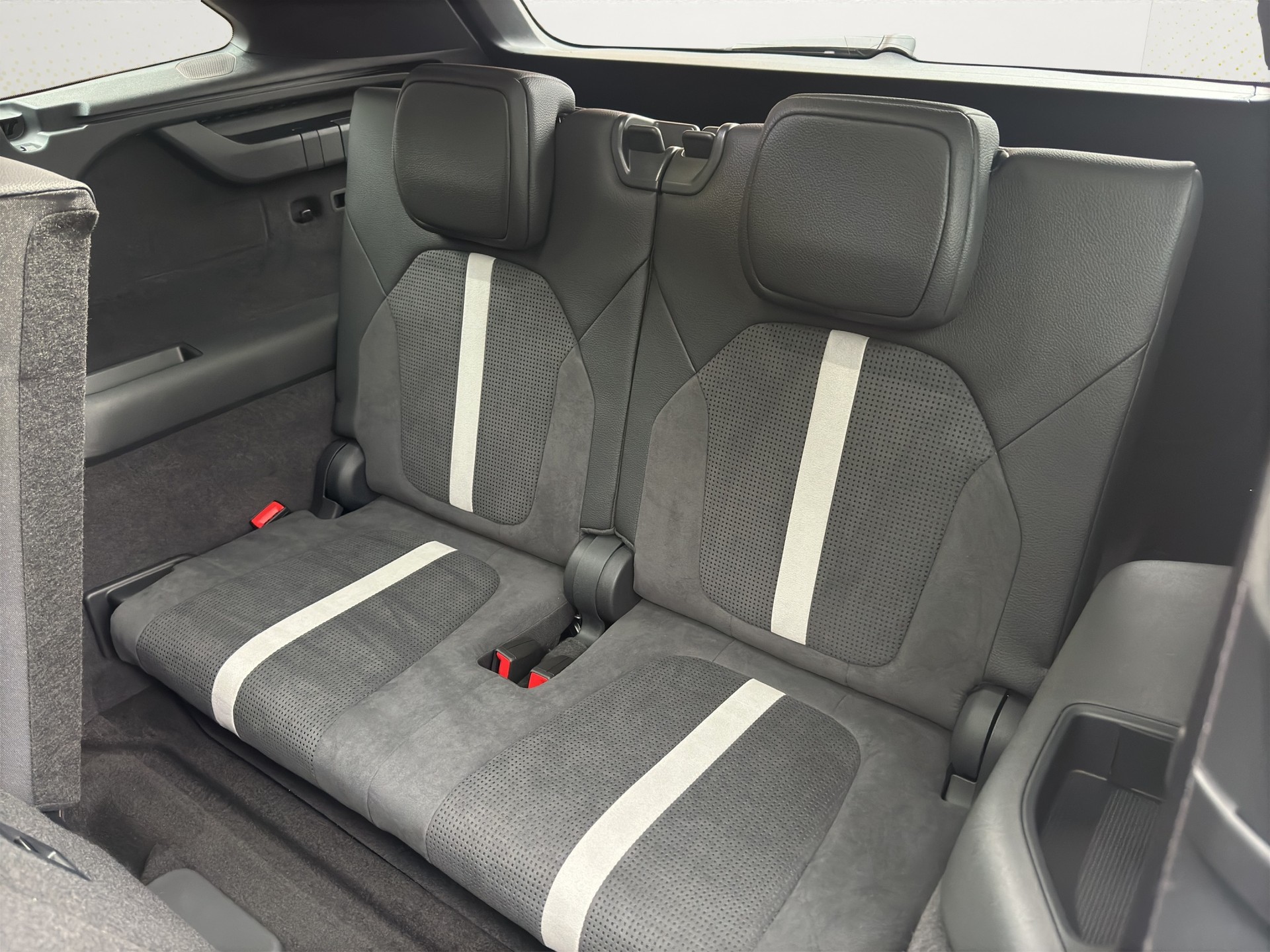 SKODA Kodiaq 1.5 TSI MHEV Sportline 7 Plätze AHK-image-15